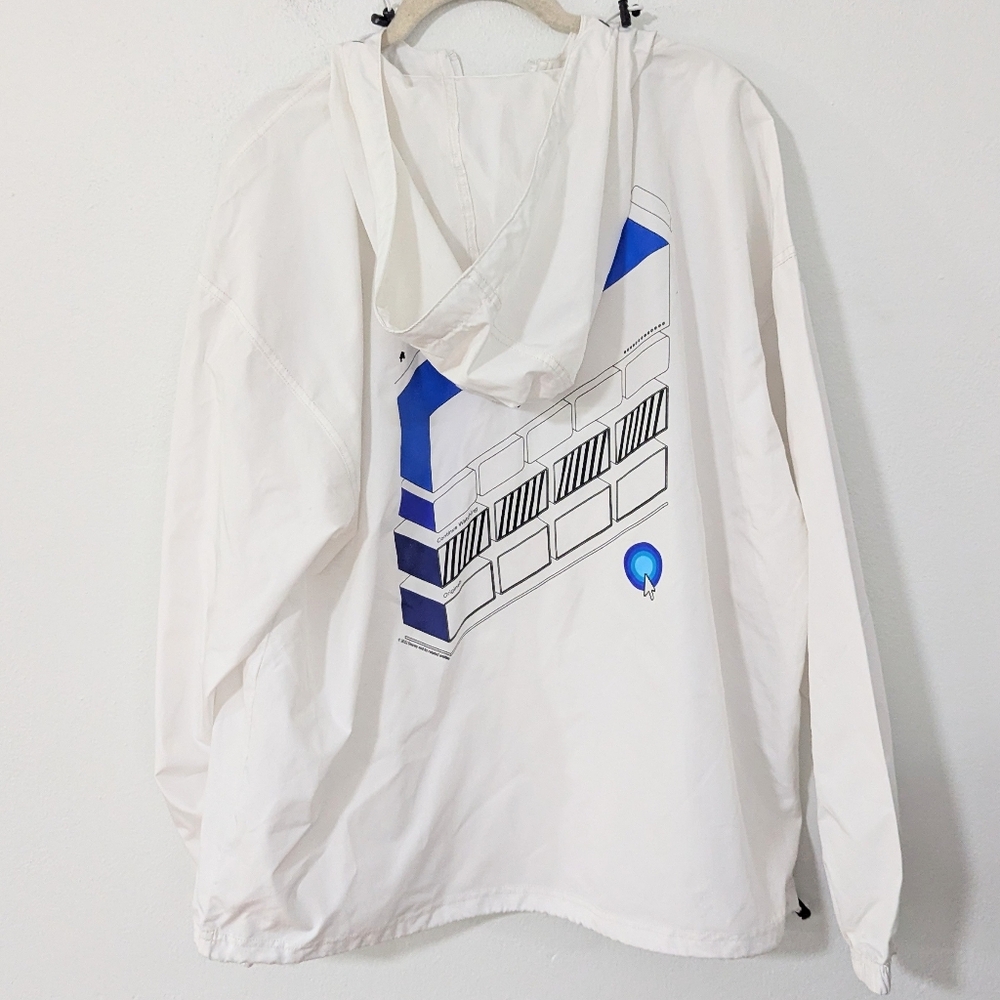 Disney+ San Diego Comic Con 2022 Graphic Hooded Windbreaker Champion White XL